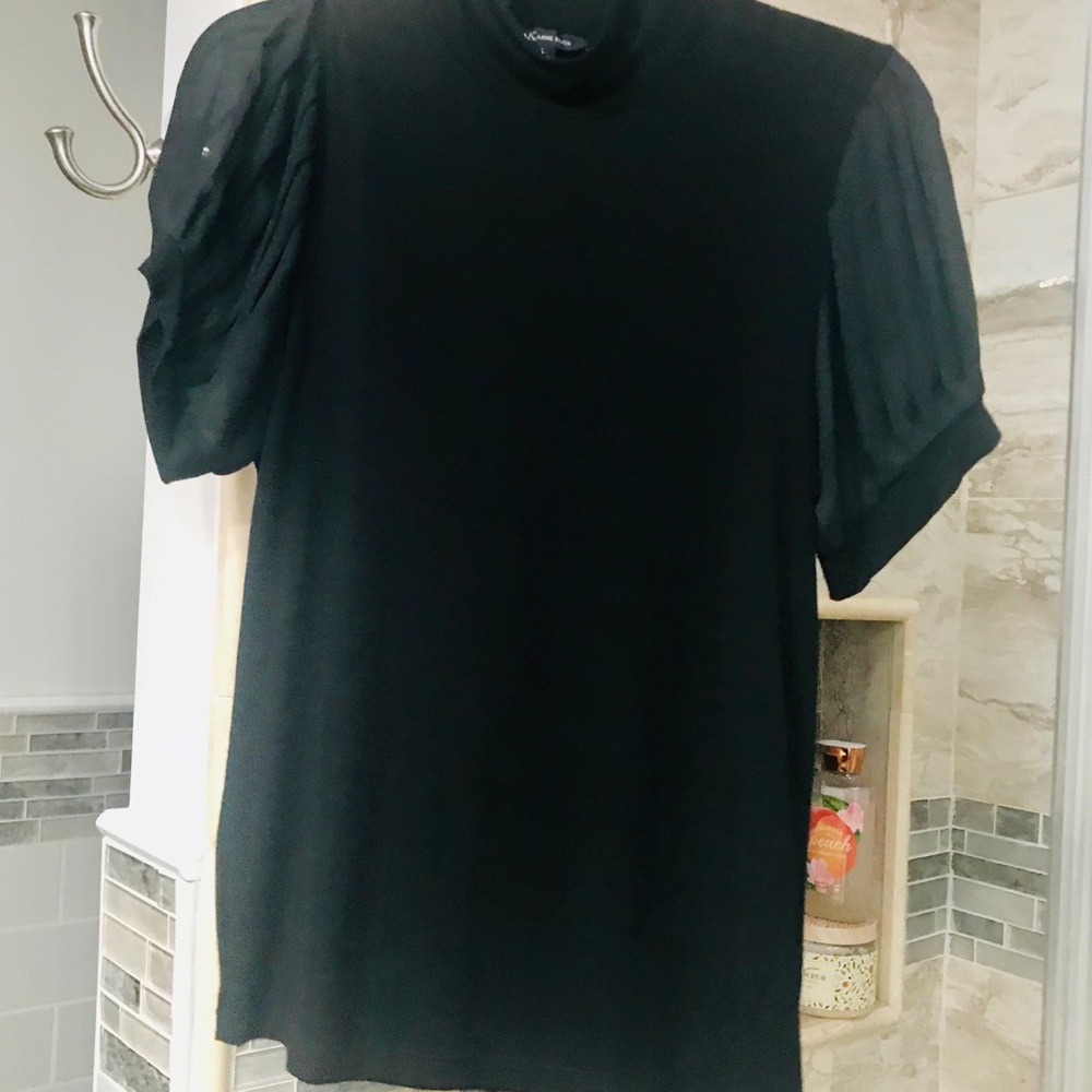 Anne Klein short puf sleeves black blouse